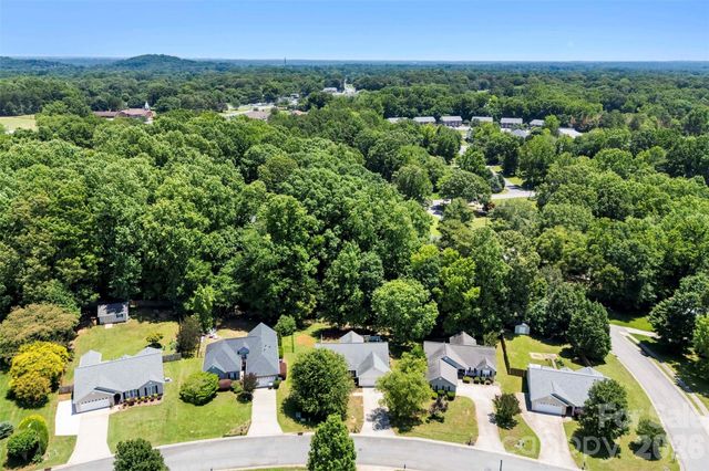 4286 Timberwood Drive, Gastonia, NC 28056