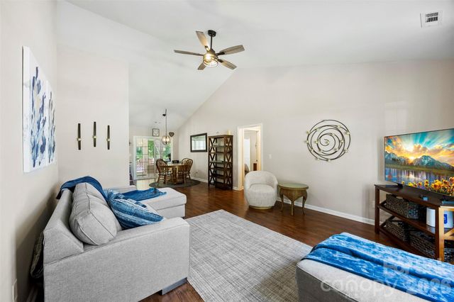 4286 Timberwood Drive, Gastonia, NC 28056