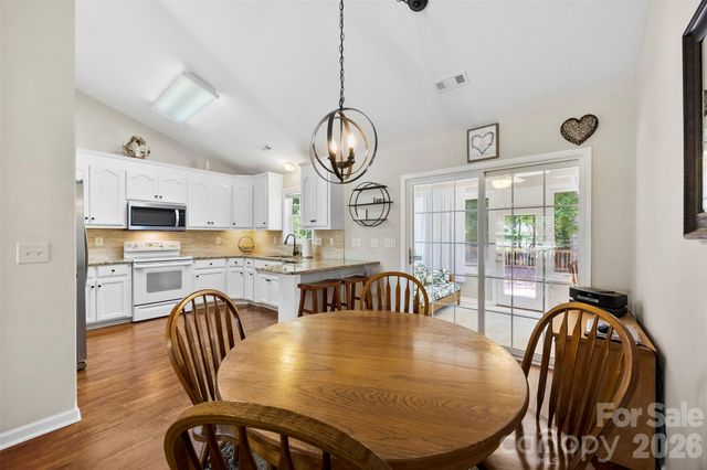 4286 Timberwood Drive, Gastonia, NC 28056