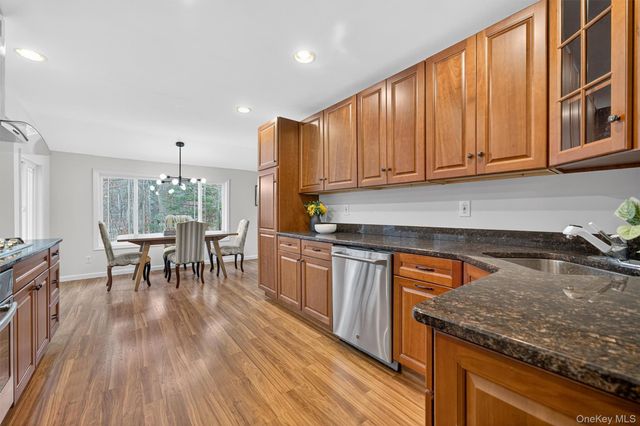 89 Maple Brook Road, Tuxedo Park, NY 10987