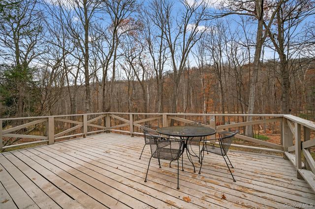 89 Maple Brook Road, Tuxedo Park, NY 10987