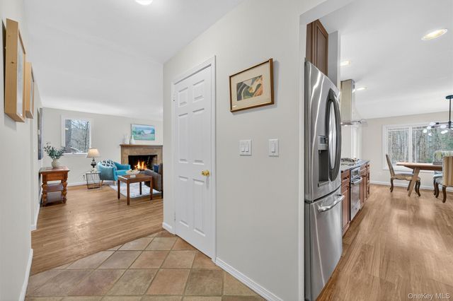 89 Maple Brook Road, Tuxedo Park, NY 10987