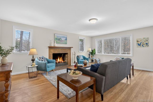 89 Maple Brook Road, Tuxedo Park, NY 10987