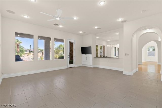 3043 Red Springs Drive, Las Vegas, NV 89135