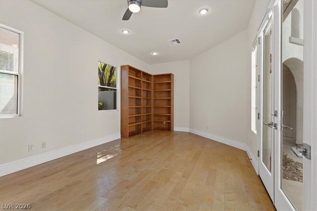 3043 Red Springs Drive, Las Vegas, NV 89135