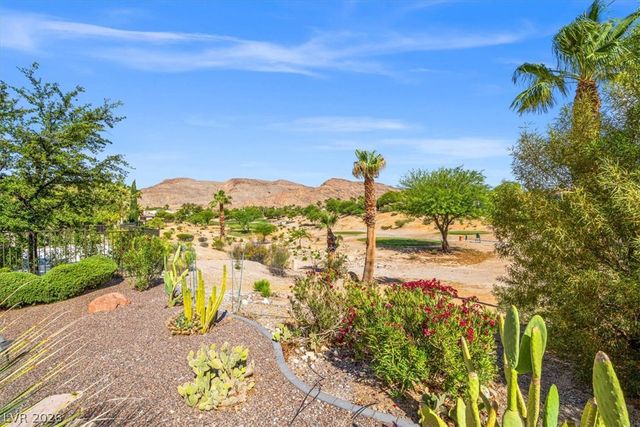 3043 Red Springs Drive, Las Vegas, NV 89135