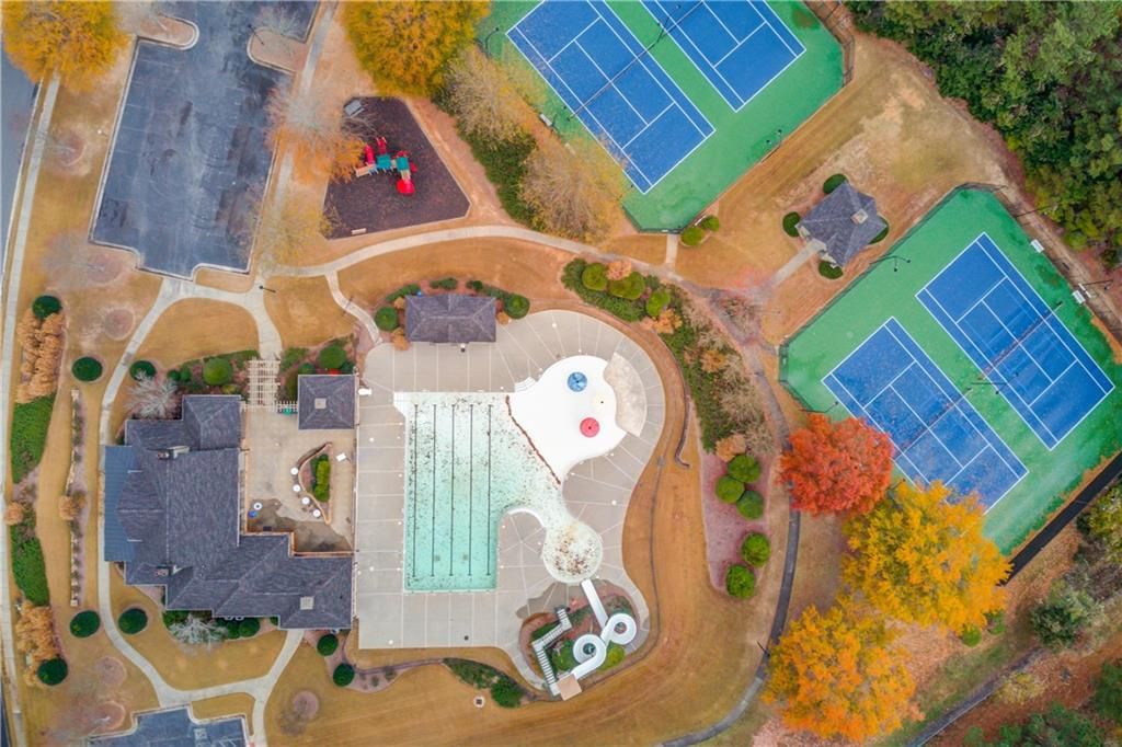 Image 42 of property listing at 1810 Primrose Park Road, Sugar Hill, GA 30518