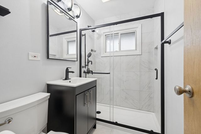 9136 Pembroke Lane, Bridgeview, IL 60455