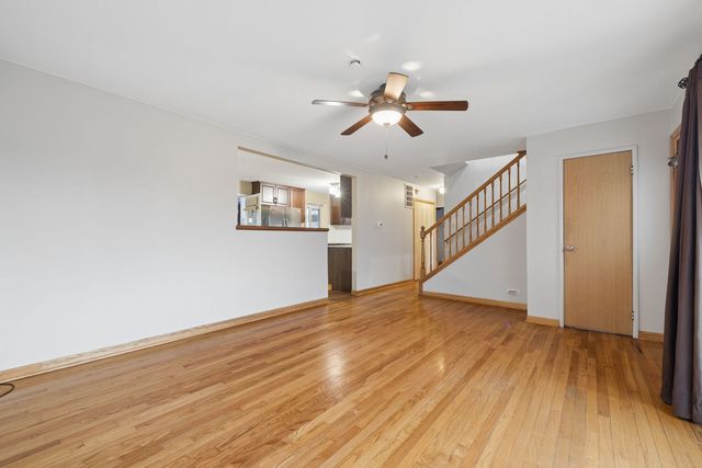 9136 Pembroke Lane, Bridgeview, IL 60455