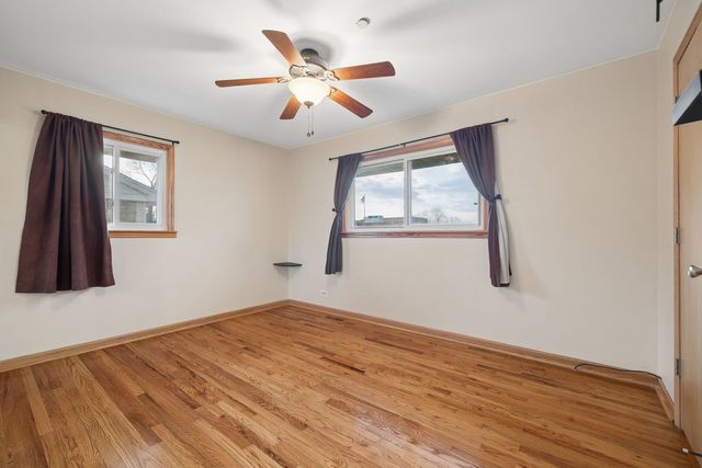 9136 Pembroke Lane, Bridgeview, IL 60455