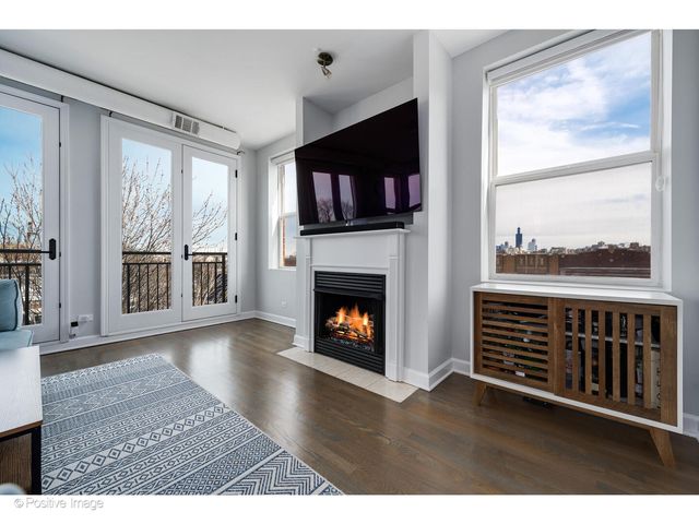 2401 W Lexington Street 4, Chicago, IL 60612