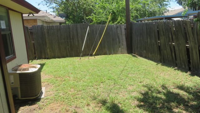5912 Tinsley Drive, Arlington, TX 76017
