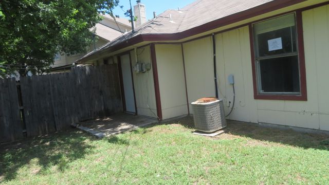 5912 Tinsley Drive, Arlington, TX 76017
