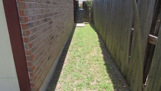 5912 Tinsley Drive, Arlington, TX 76017