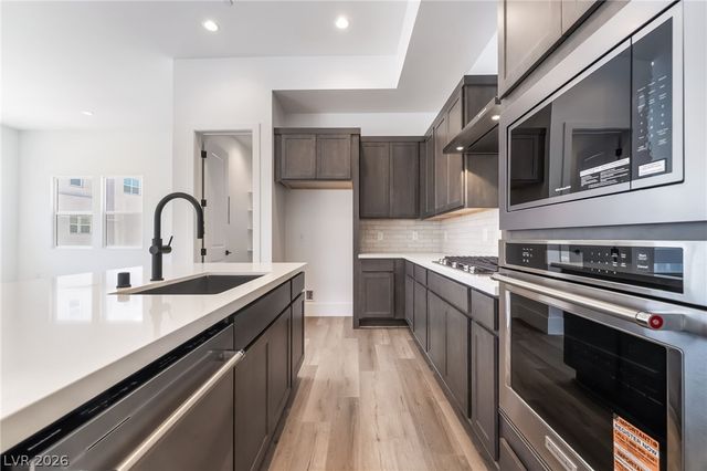 2514 Silent View Avenue, Henderson, NV 89044