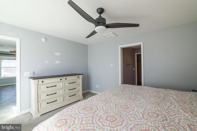 81 L E HARBOR BLVD, Tuckerton, NJ 08087