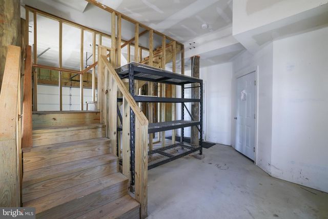 81 L E HARBOR BLVD, Tuckerton, NJ 08087