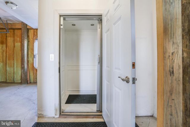 81 L E HARBOR BLVD, Tuckerton, NJ 08087