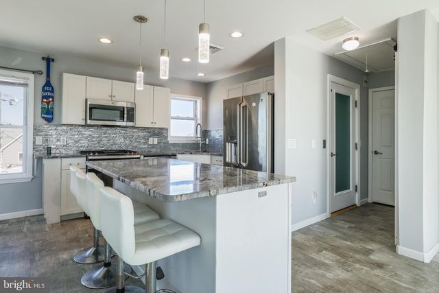 81 L E HARBOR BLVD, Tuckerton, NJ 08087