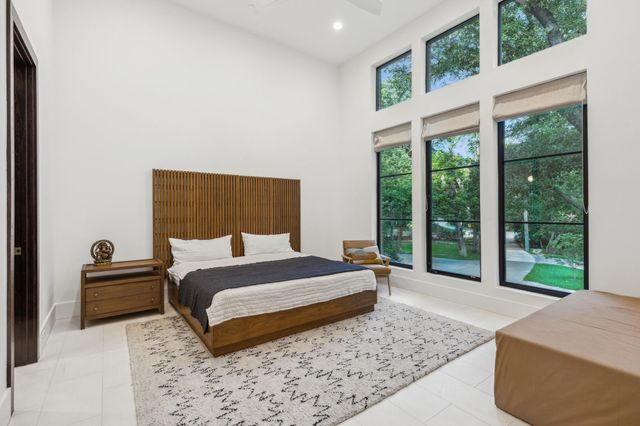 13919 Hughes Lane, Dallas, TX 75240