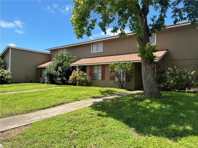 4206 Walnut Hills Dr D, Corpus Christi, TX 78413
