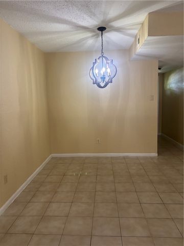 4206 Walnut Hills Dr D, Corpus Christi, TX 78413