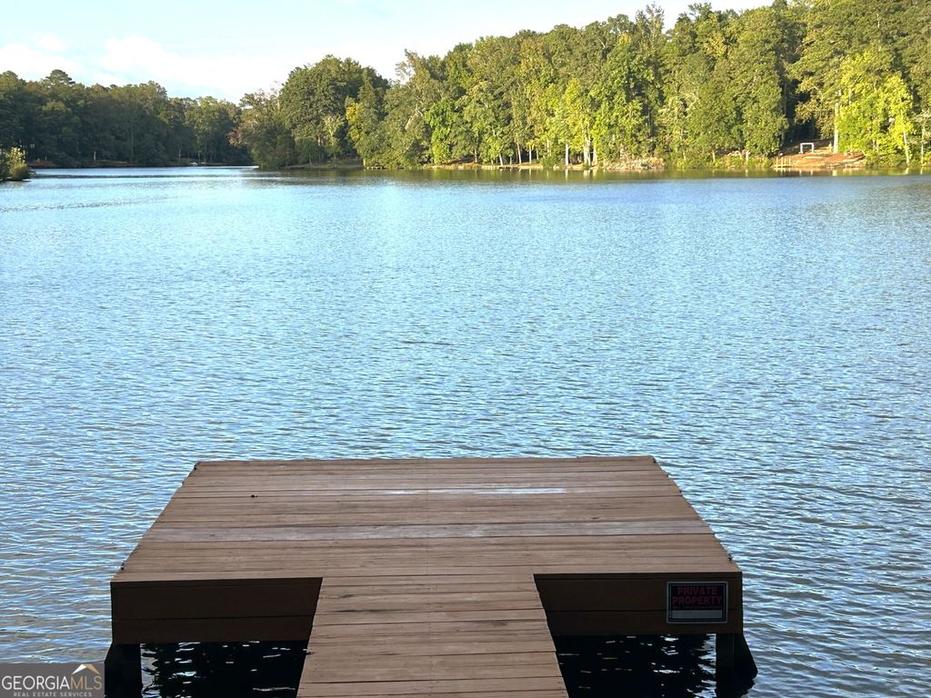 45 Circle Drive, Hampton, GA 30228