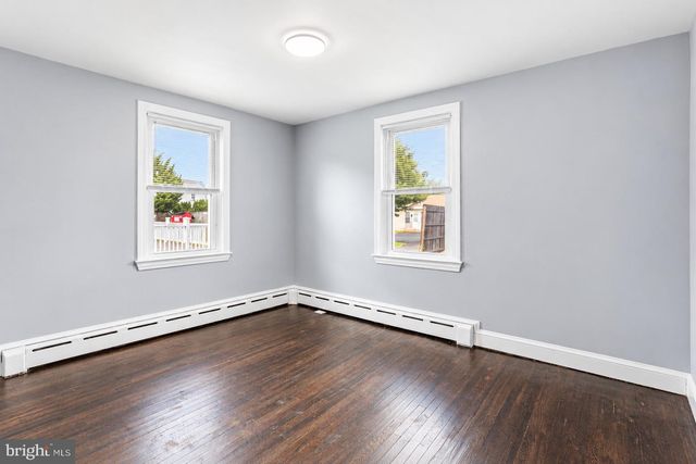 1443 RHAWN ST, Philadelphia, PA 19111
