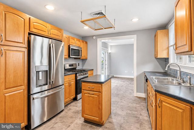 1443 RHAWN ST, Philadelphia, PA 19111