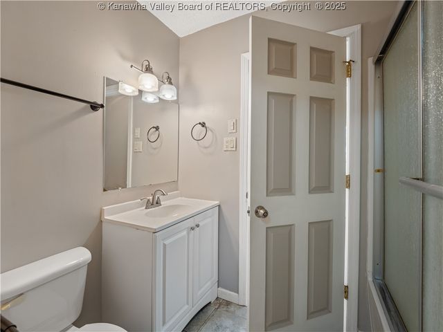 3250 Putnam Avenue, Hurricane, WV 25526