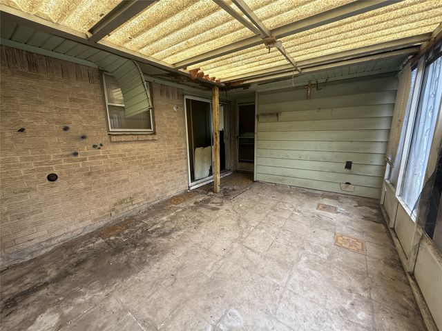 1810 Texas Street, Grand Prairie, TX 75051