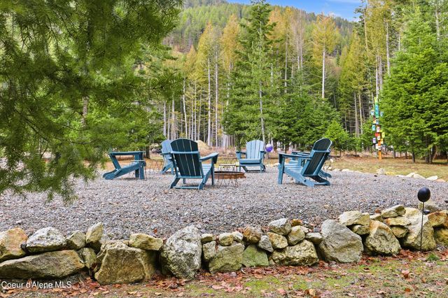 12794 N Boyer Rd, Sandpoint, ID 83864