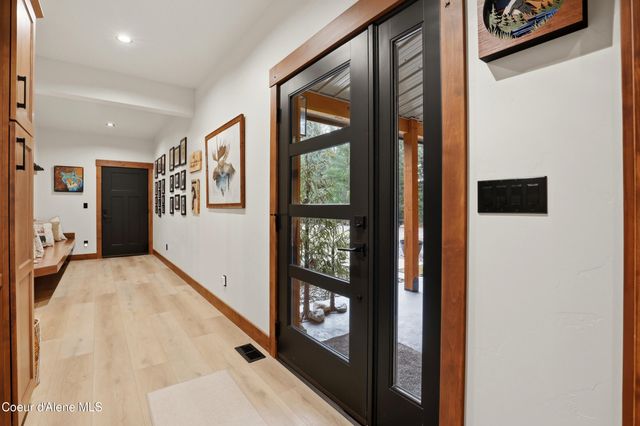 12794 N Boyer Rd, Sandpoint, ID 83864