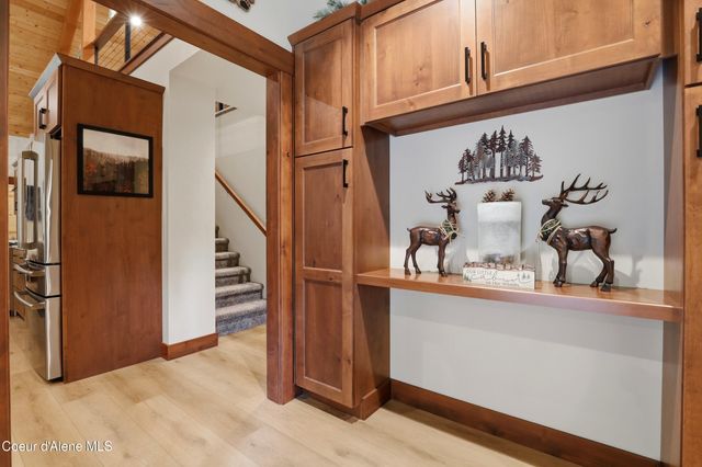 12794 N Boyer Rd, Sandpoint, ID 83864