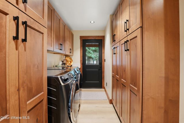 12794 N Boyer Rd, Sandpoint, ID 83864