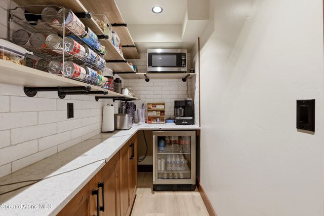 12794 N Boyer Rd, Sandpoint, ID 83864