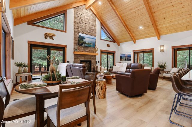 12794 N Boyer Rd, Sandpoint, ID 83864