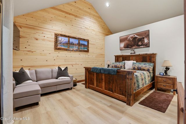 12794 N Boyer Rd, Sandpoint, ID 83864