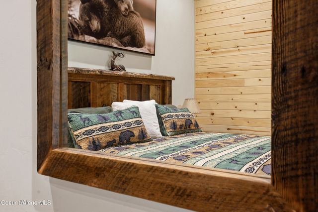 12794 N Boyer Rd, Sandpoint, ID 83864