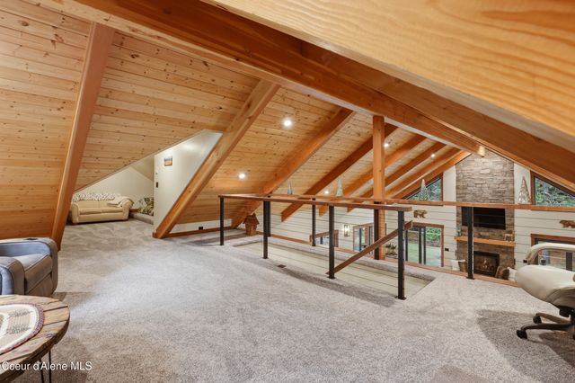 12794 N Boyer Rd, Sandpoint, ID 83864