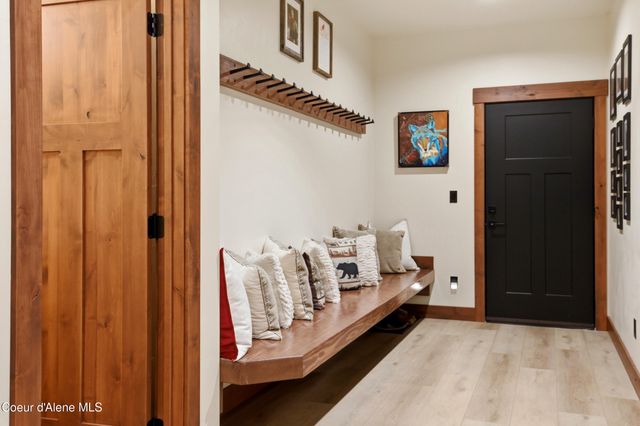 12794 N Boyer Rd, Sandpoint, ID 83864