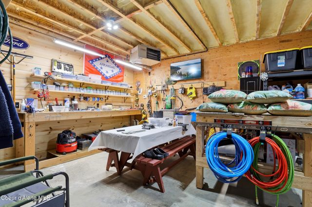 12794 N Boyer Rd, Sandpoint, ID 83864