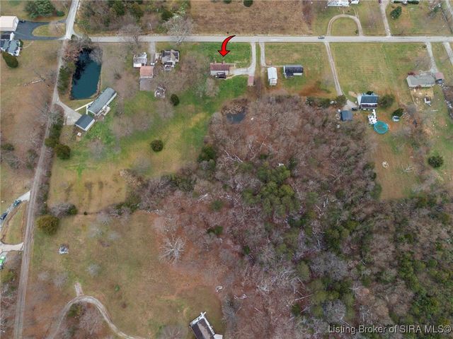 621 Leon Prall Road, Otisco, IN 47163