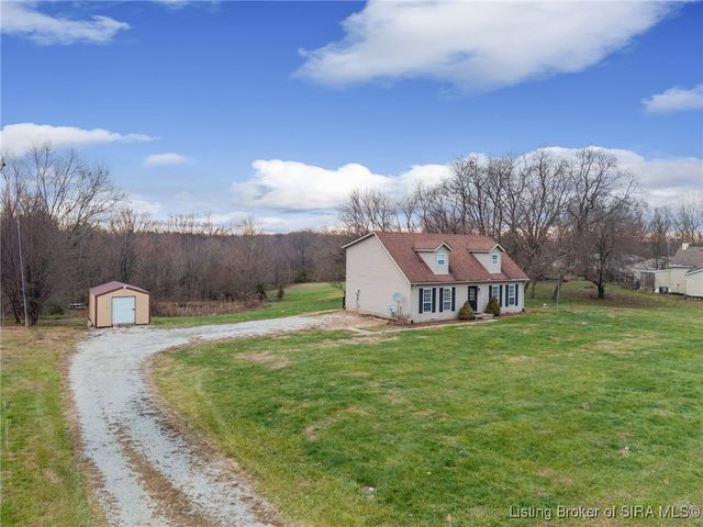 621 Leon Prall Road, Otisco, IN 47163