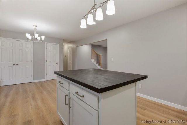 621 Leon Prall Road, Otisco, IN 47163