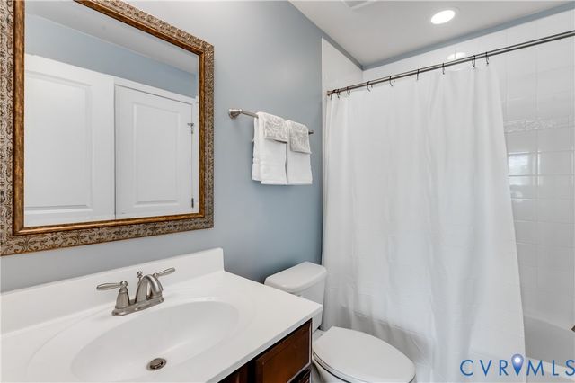 1625 N White Mountain Dr, Chesterfield, VA 23836