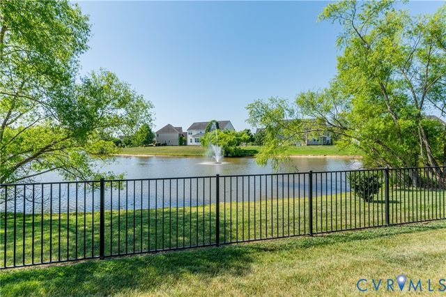 1625 N White Mountain Dr, Chesterfield, VA 23836