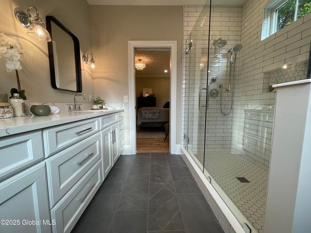 15 Avalon Way, Wilton, NY 12866