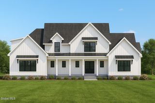 15 Avalon Way, Wilton, NY 12866