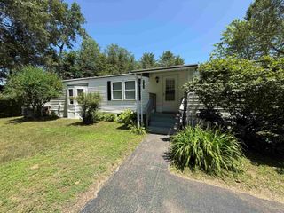 1010 Morway Park, Charlestown, NH 03603